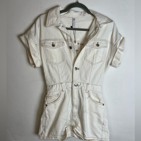 Zara Pants - SOLD ON OTHER PLATFORM NWT Zara Jean romper
